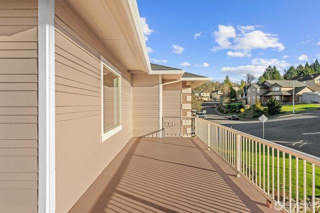 1727 NW Ogden Street, Camas, WA 98607