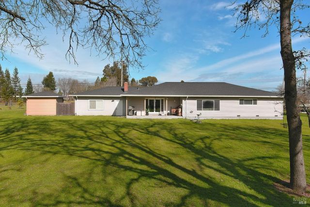 4782 Hall Rd, Santa Rosa, CA 95401