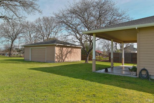 4782 Hall Rd, Santa Rosa, CA 95401