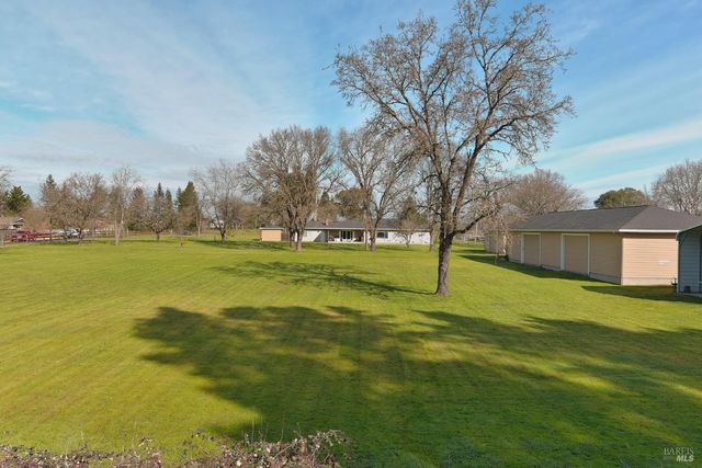 4782 Hall Rd, Santa Rosa, CA 95401