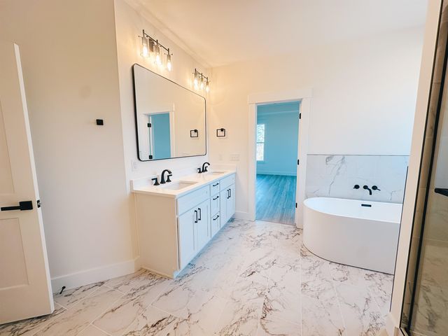 370 Scenic Avenue, Campobello, SC 29322