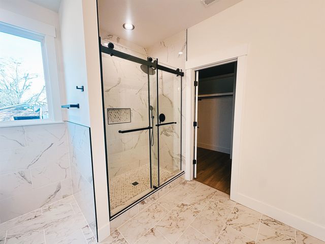 370 Scenic Avenue, Campobello, SC 29322