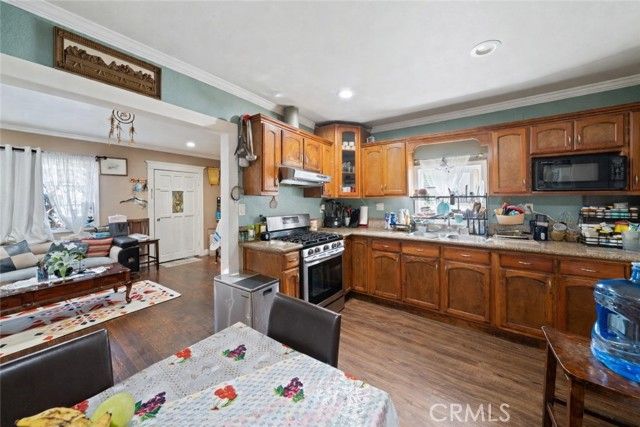 2208 Mortimer Street, Huntington Park, CA 90255