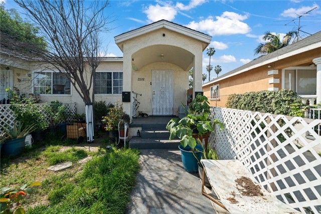 2208 Mortimer Street, Huntington Park, CA 90255