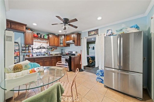 2208 Mortimer Street, Huntington Park, CA 90255