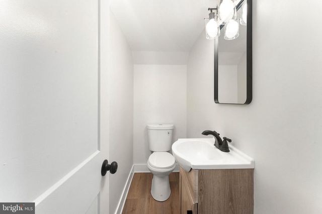 707 PARRY BLVD, Cinnaminson, NJ 08077