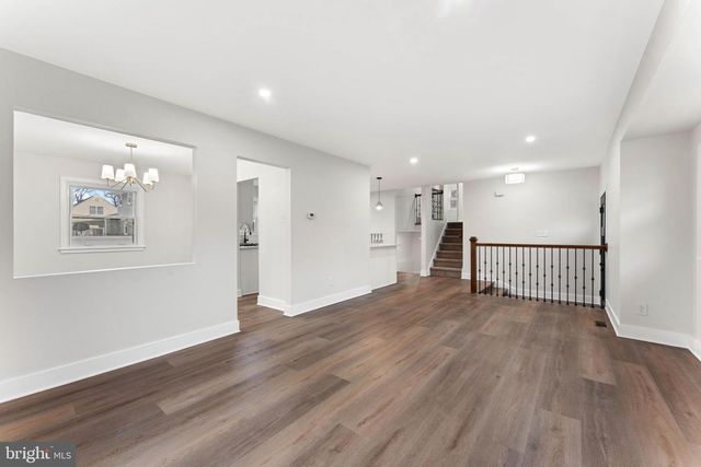 707 PARRY BLVD, Cinnaminson, NJ 08077