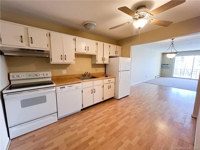 185 Melba Street APT 201, Milford, CT 06460