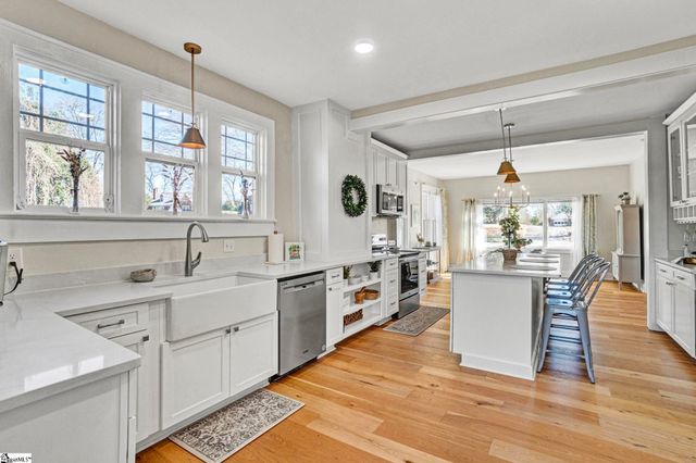 176 E Victoria Road, Spartanburg, SC 20301