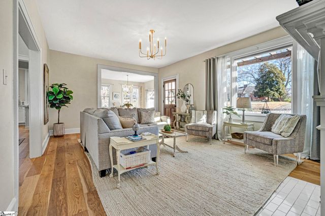 176 E Victoria Road, Spartanburg, SC 20301