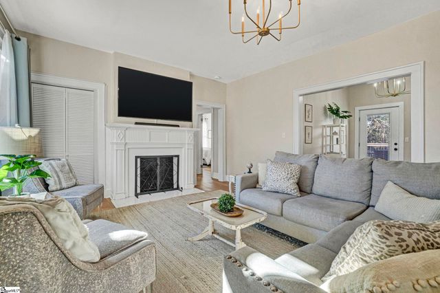 176 E Victoria Road, Spartanburg, SC 20301