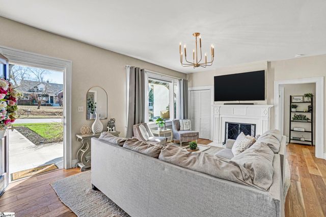 176 E Victoria Road, Spartanburg, SC 20301