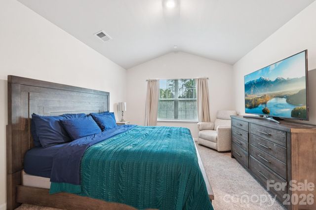 9051 Lowfalls Lane, Charlotte, NC 28216