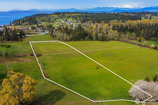 221 Baker View Lane, Camano Island, WA 98282