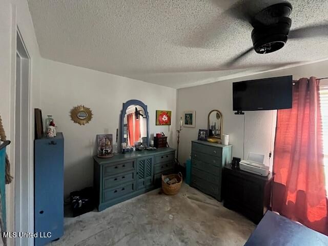 1550 E Second Street, 91, Pass Christian, MS 39571