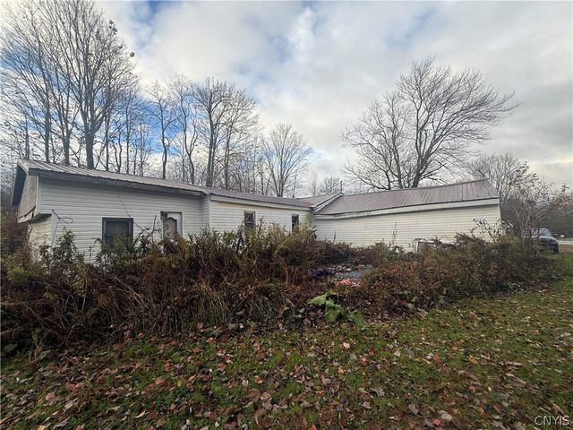 1499 State Route 104, Albion, NY 13131