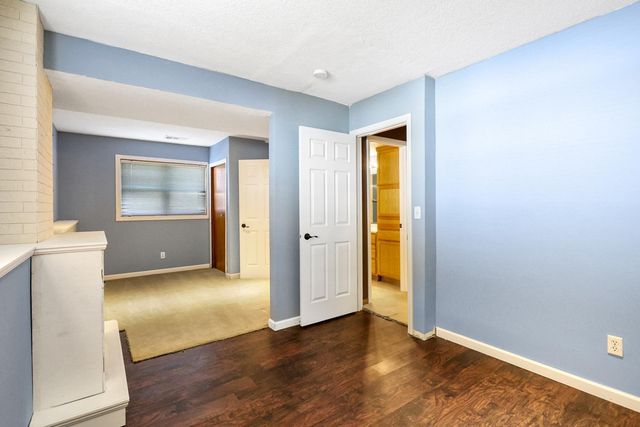 2015 Heritage Drive, Shakopee, MN 55379