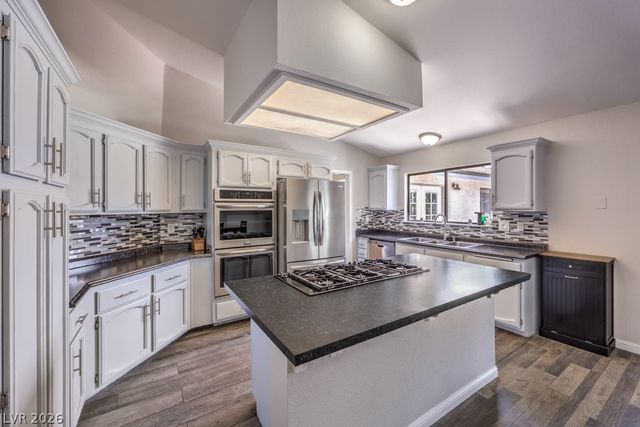 5809 Paseo Del Mar, Las Vegas, NV 89108