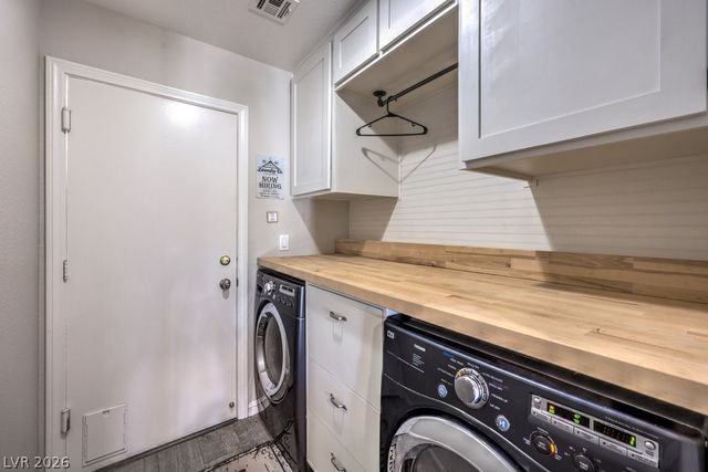 5809 Paseo Del Mar, Las Vegas, NV 89108