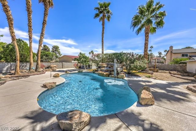 5809 Paseo Del Mar, Las Vegas, NV 89108