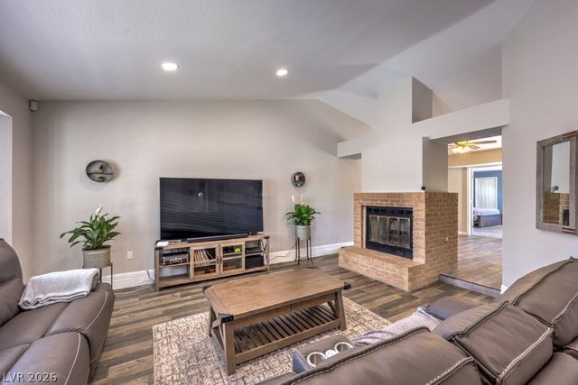 5809 Paseo Del Mar, Las Vegas, NV 89108