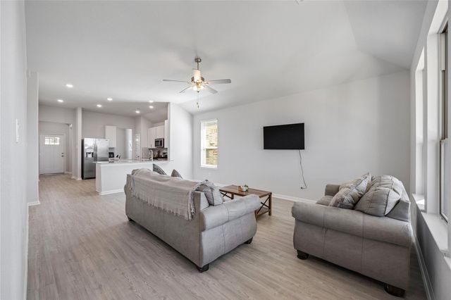 2503 Rose Quartz Drive, Texas City, TX 77591