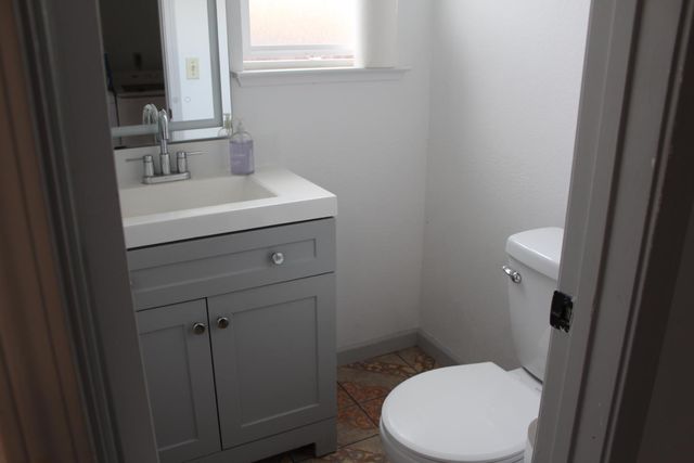 4834 Wind Creek Dr, Sacramento, CA 95838