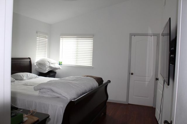 4834 Wind Creek Dr, Sacramento, CA 95838