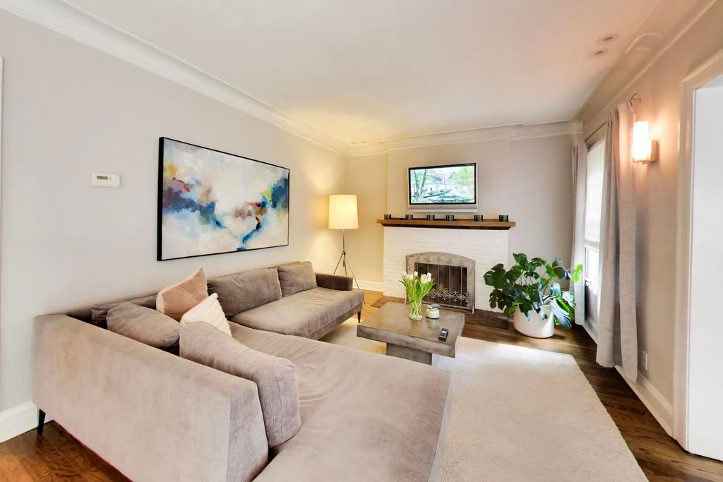 2237 Wesley Avenue, Evanston, IL 60201 — photo 4