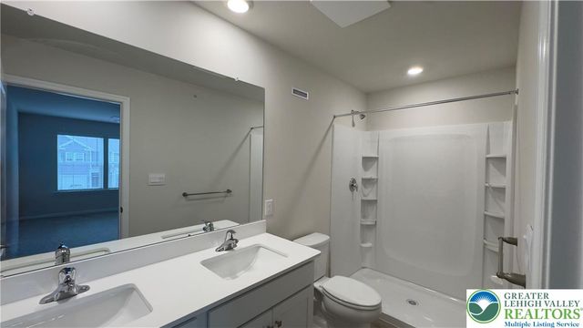 1273 Martin Road, Upper Macungie Twp, PA 18031
