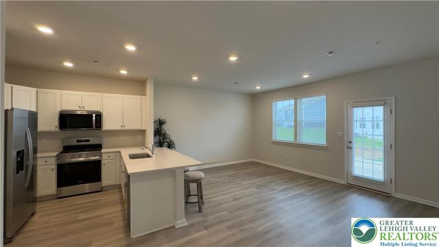 1273 Martin Road, Upper Macungie Twp, PA 18031