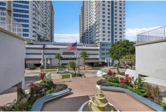 111 Briny Avenue 1909, Pompano Beach, FL 33062