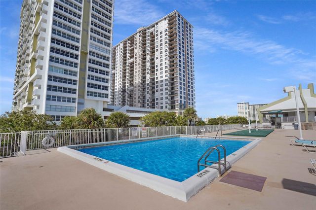 111 Briny Avenue 1909, Pompano Beach, FL 33062