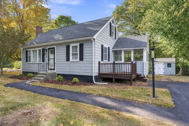 244 Mechanic St, Foxboro, MA 02035