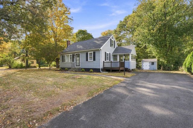 244 Mechanic St, Foxboro, MA 02035