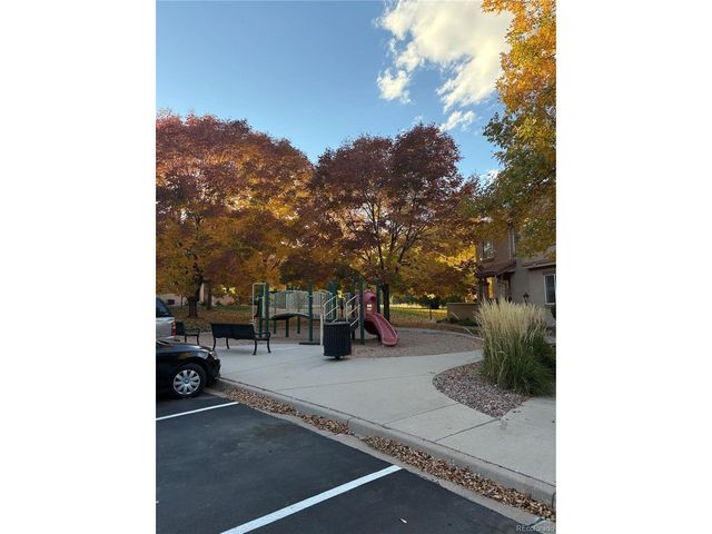 1559 Courtyard Hts, Colorado Springs, CO 80906