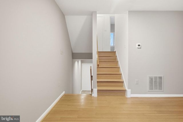 10995 THRUSH RD, Reston, VA 20191