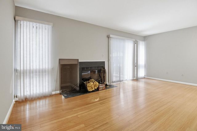 10995 THRUSH RD, Reston, VA 20191