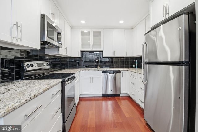 10995 THRUSH RD, Reston, VA 20191