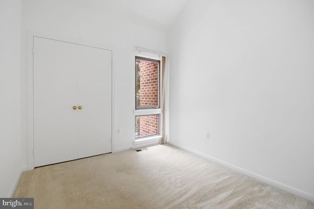 10995 THRUSH RD, Reston, VA 20191