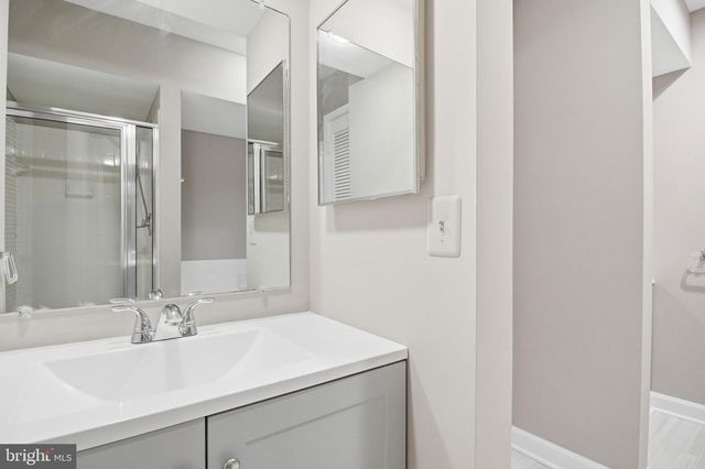 10995 THRUSH RD, Reston, VA 20191