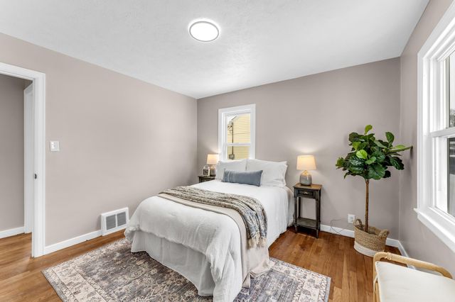 644 W 20th Street, Holland, MI 49423