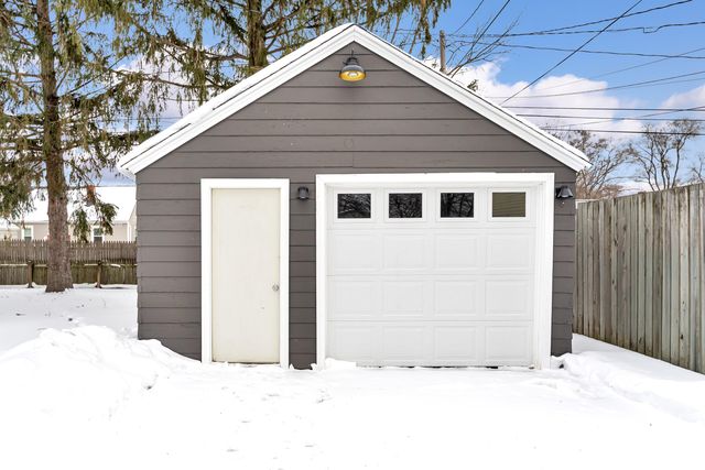 644 W 20th Street, Holland, MI 49423