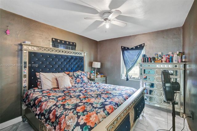 16001 NW 28th Pl, Miami Gardens, FL 33054