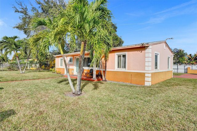 16001 NW 28th Pl, Miami Gardens, FL 33054