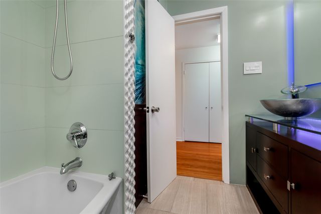 7475 Brentcove Circle, Dallas, TX 75214
