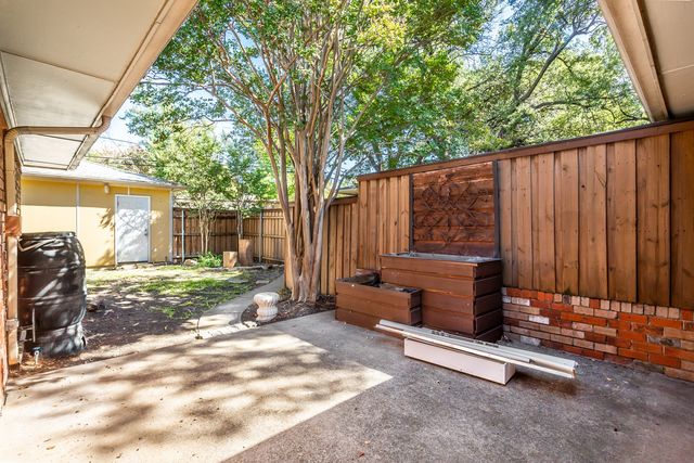 7475 Brentcove Circle, Dallas, TX 75214