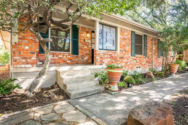 7475 Brentcove Circle, Dallas, TX 75214