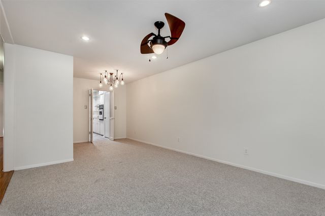 7475 Brentcove Circle, Dallas, TX 75214