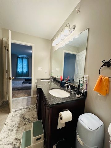 717 Hampton Way 717, Abington, MA 02351
